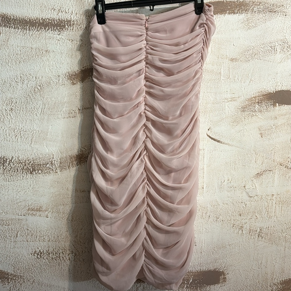 Express Ruched Ruffle Tube Dress - Picture 4 of 6